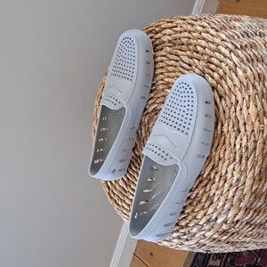 Floafers Mens‎ Blue Perforated Rubber Loafer Water Shoes Craem Tred Soles S-9